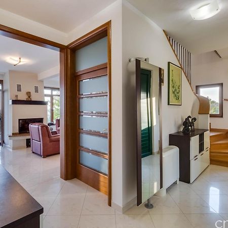 Villa Niko Kozino Luaran gambar